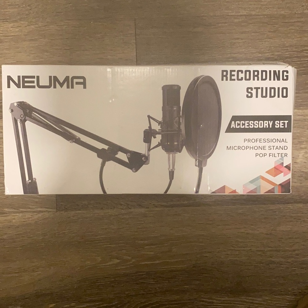 Neuma Recording Studio Accessory Set